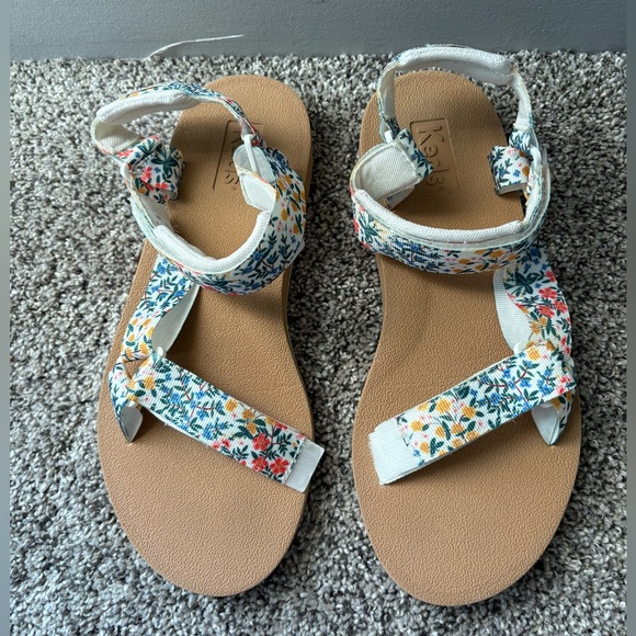 Keds Floral Sandal - Picture 1 of 6